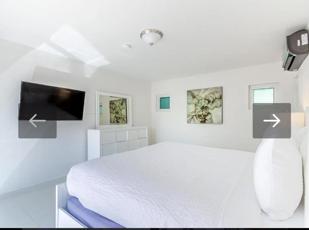 Malmok Rental Palm Beach Villa